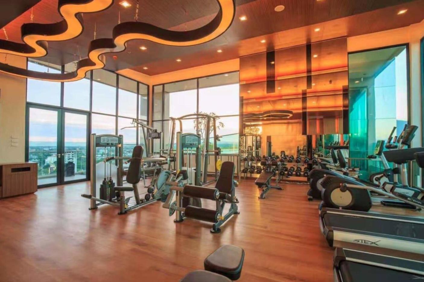 Luxury And Modern Condo In Central Chiang Mai - Astra Condo Dış mekan fotoğraf
