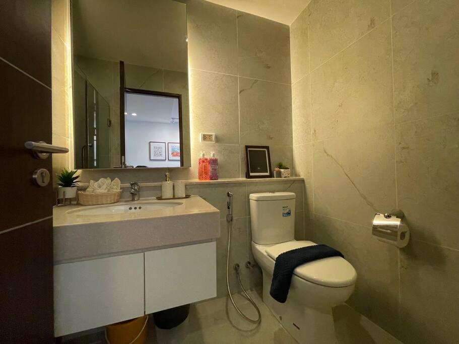 Luxury And Modern Condo In Central Chiang Mai - Astra Condo Dış mekan fotoğraf